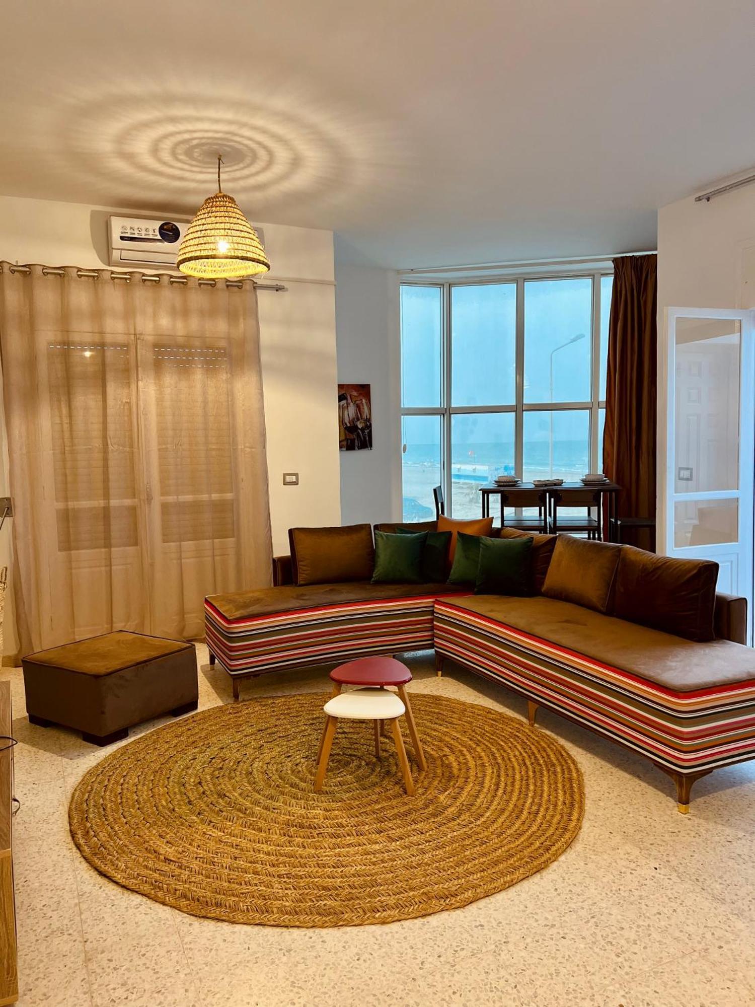 Appartement Vue De Mer Pied Dans L'Eau Gabes Exterior photo